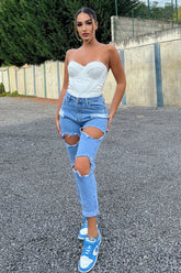 Cara Distressed Boyfriend Jeans - Light Blue Wash Ins Street